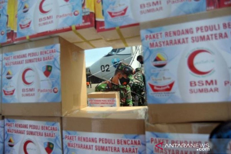 Bantuan Rendang Sumbar Untuk Korban Bencana