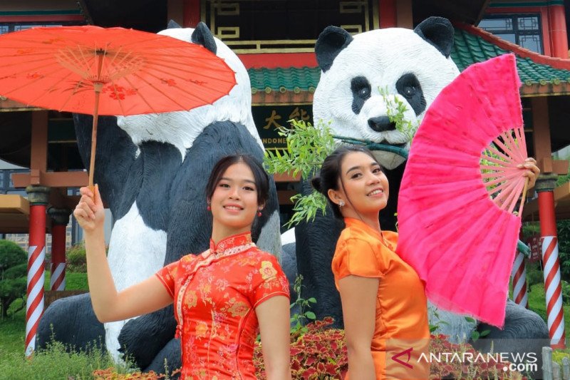 Taman Safari Bogor gelar perayaan Imlek di Istana Panda dengan prokes ketat