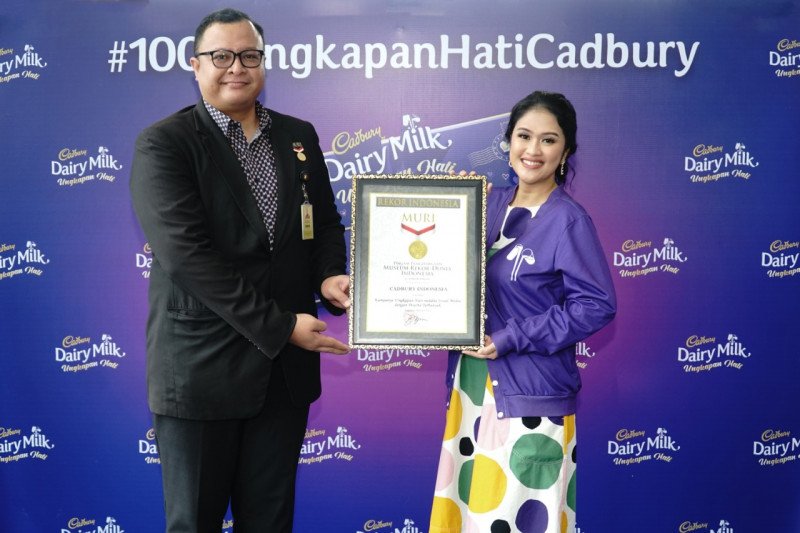 Sambut Valentine Cadbury Raih Rekor Muri Ungkapan Hati Di Sosmed Antara News