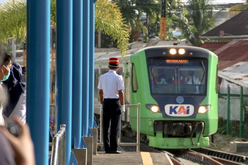 Stasiun tertua di Ranah Minang beroperasi lagi setelah 