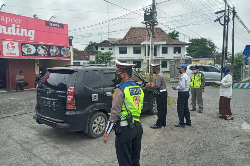 Dishub Sleman-Polda DIY melakukan rapid test di perbatasan