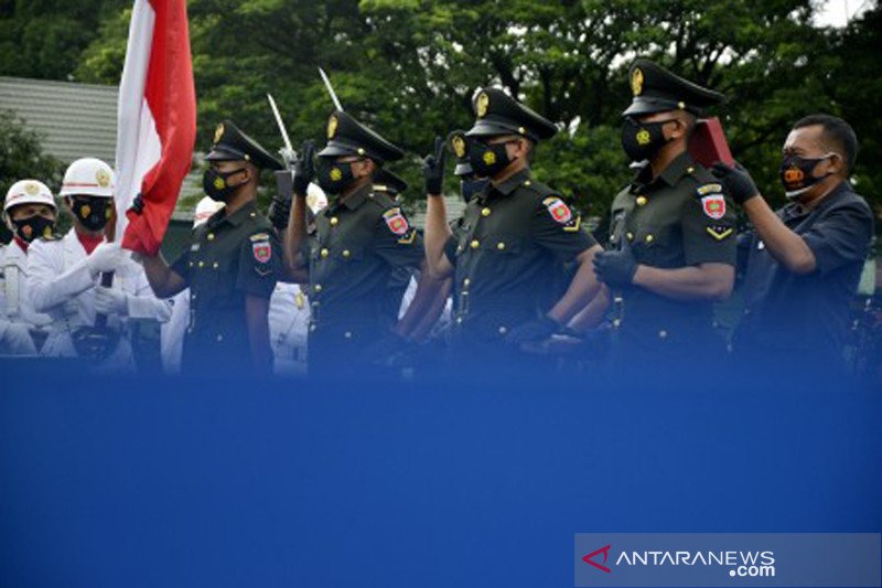 Penutupan Pendidikan Pertama Bintara TNI AD