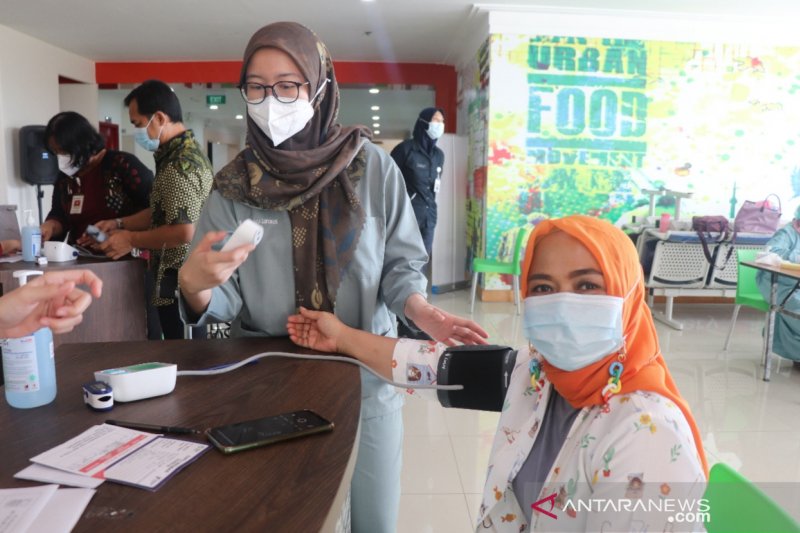 Pemkab Bekasi tutup sementara tempat ibadah di RT/RW zona merah