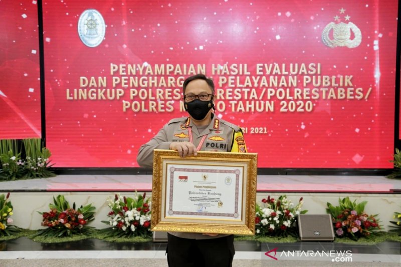 Penghargaan KemenpanRB jadi motivasi pelayanan terbaik di Polrestabes Bandung