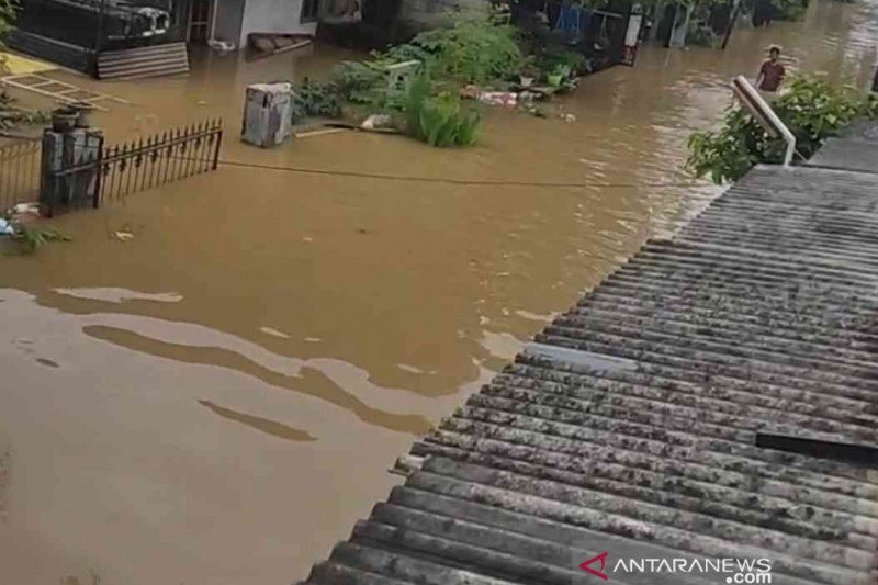 1.756 keluarga terdampak banjir di Kabupaten Bekasi