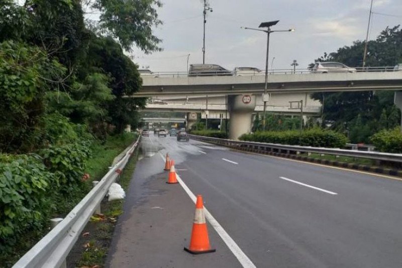 Jalan tol dalam Kota Jakarta dan Jagorawi kembali beroperasi normal