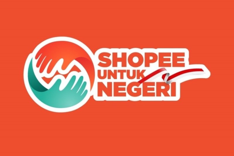 Shopee memberikan bantuan air bersih bagi masyarakat di NTT