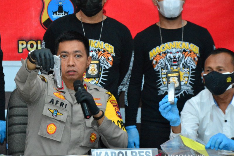 Penyandera anak gadis didor polisi hingga tewas, ternyata pelaku punya 2 senpi