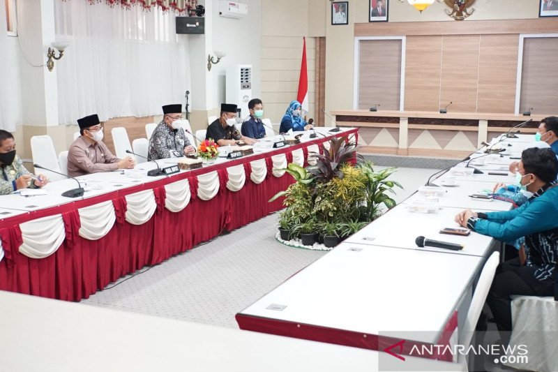 Exit Briefing, Pemkab HSS dengarkan hasil audit BPK RI