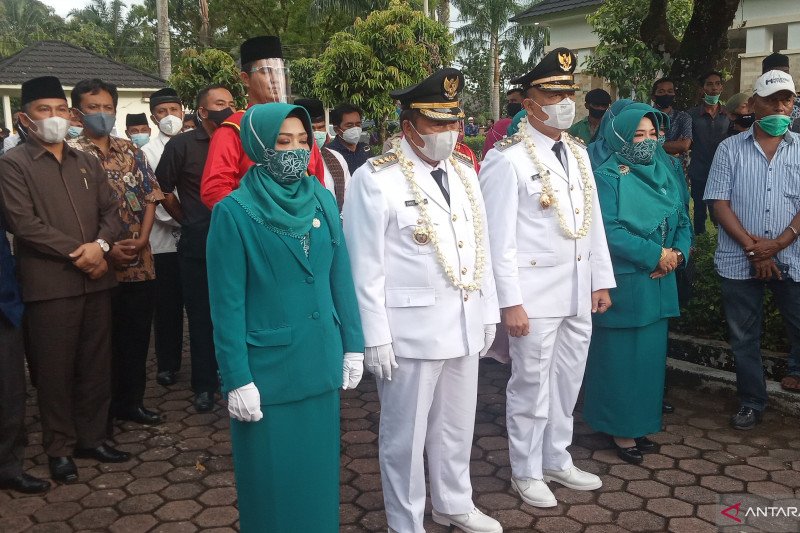 Kepala Daerah Agam jalankan pemerintahan satu komando