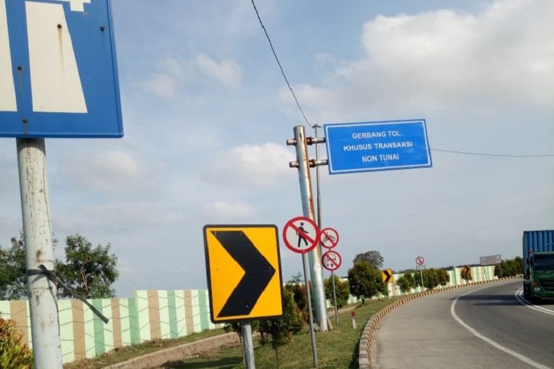 Pakar: Bermain di jalan tol dapat diancam pidana - ANTARA News Sumatera ...