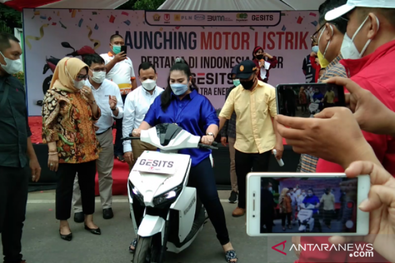 Warga Sultra positif COVID-19 menjadi 10.038 orang