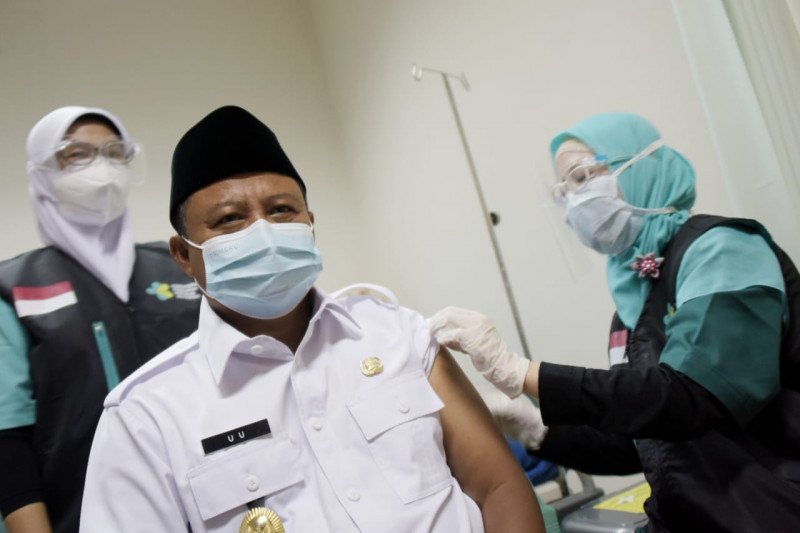 Jawa Barat terima 127.070 vial vaksin untuk vaksinasi tahap dua