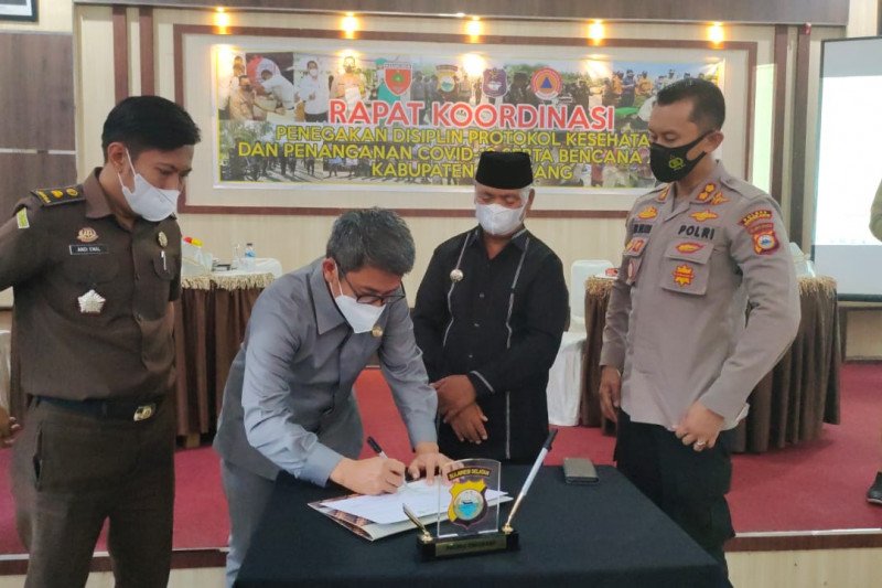 Kapolres Enrekang inisiasi pembentukan posko COVID-19 di tingkat desa