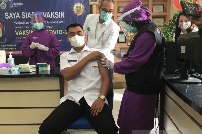 Pemkab Gunung Kidul memprioritaskan guru mendapat vaksin tahap kedua