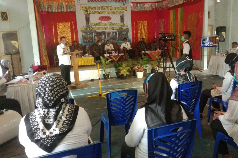 Bupati Pesisir Selatan sebut kritikan bentuk sinergi masyarakat terhadap pemerintah