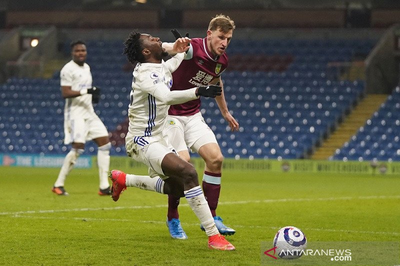 Leicester City cuma dapat satu poin di Burnley