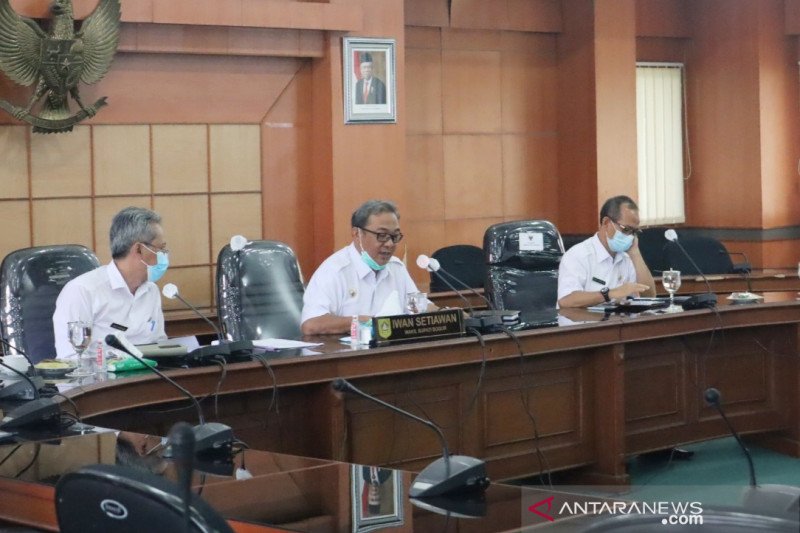 Pemkab Bogor berjanji tingkatkan kinerja setelah keluar dari zona merah