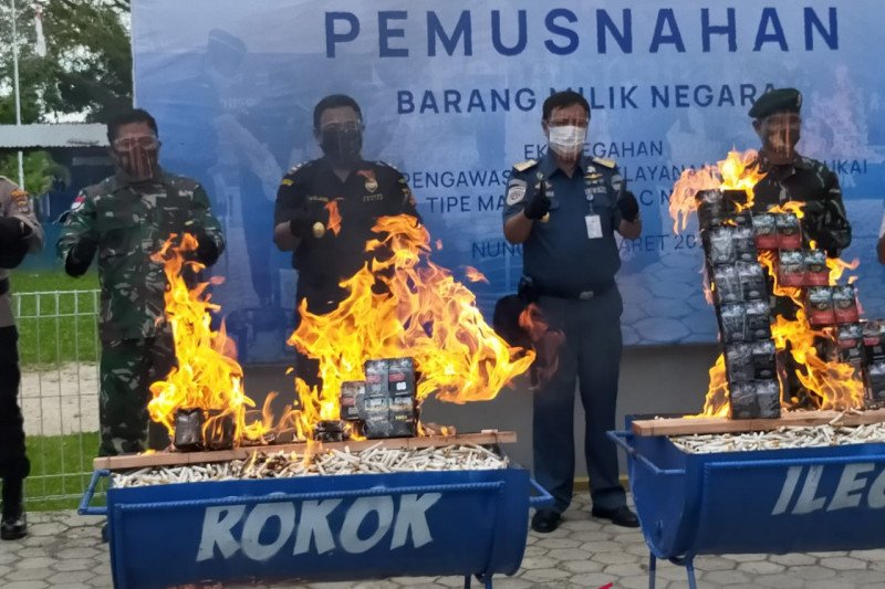 Bea Cukai Nunukan musnahkan 45.492 batang rokok tanpa cukai
