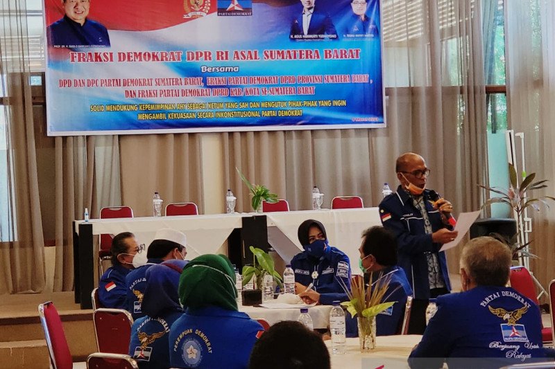 Solid bersama Ketum AHY, Demokrat Sumbar deklarasikan penolakan KLB