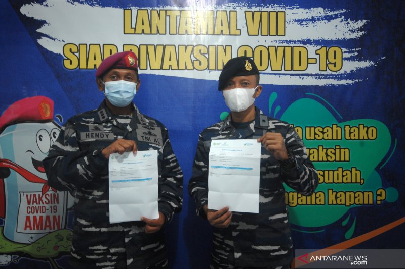 VAKSINASI COVID-19 ANGGOTA LANTAMAL VIII MANADO