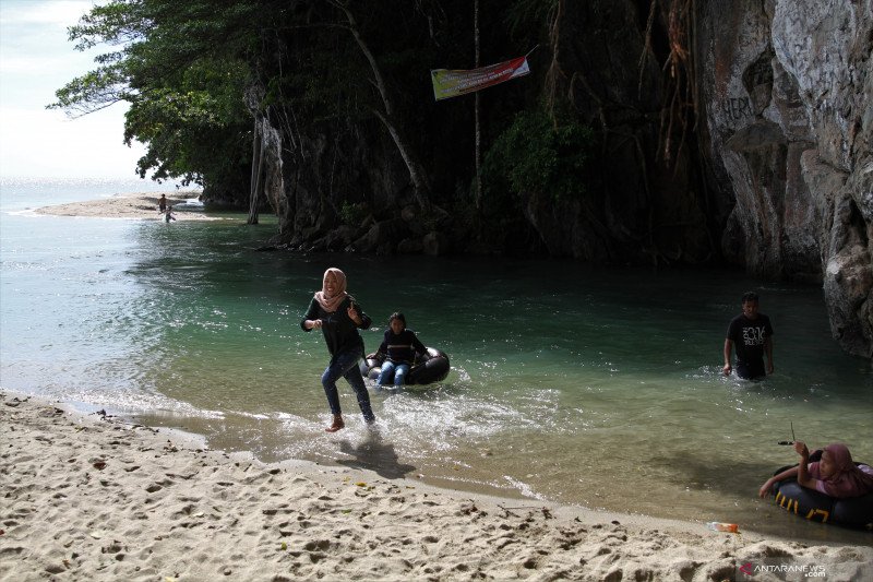 SUNGAI TERPENDEK DI DUNIA