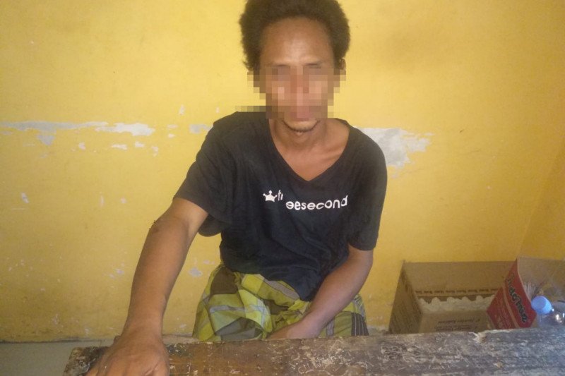 Apes! kunci sepeda motornya dicabut korban, pejambret di jalan Janapria Loteng diringkus polisi