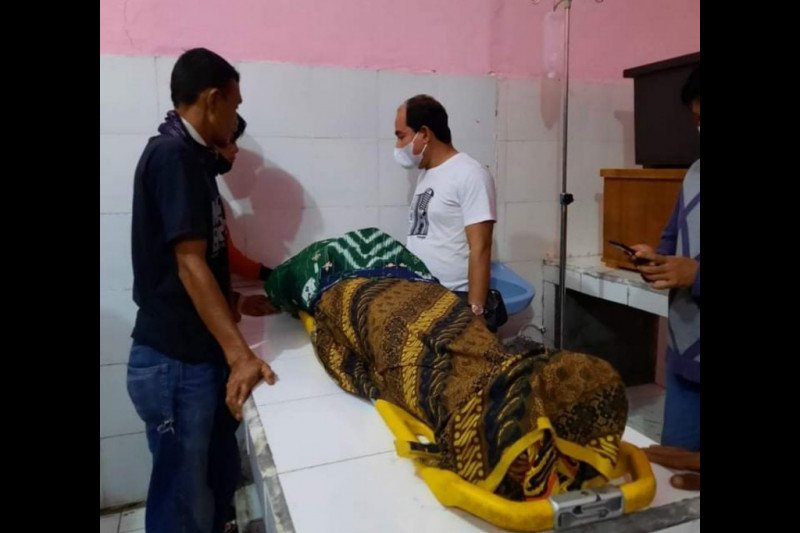 Pria di Sumbawa tewas diserang sekelompok orang bersenjata tajam di wisata Pantai Batu Gong