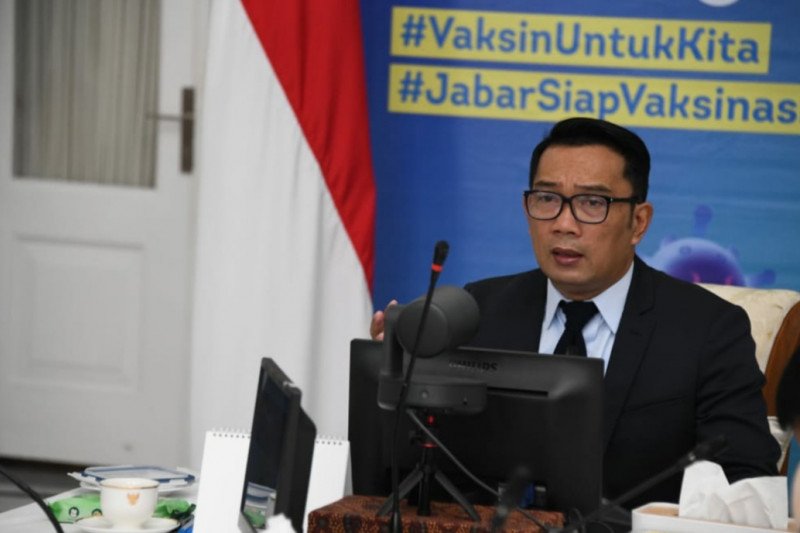 Gubernur Ridwan Kamil bangga enam BUMD Jabar raih penghargaan BUMD Award 2021