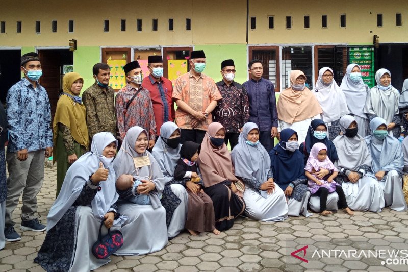 Gubernur Sumbar harapkan SDIT Mutiara Quran Cupak lahirkan generasi cinta Quran