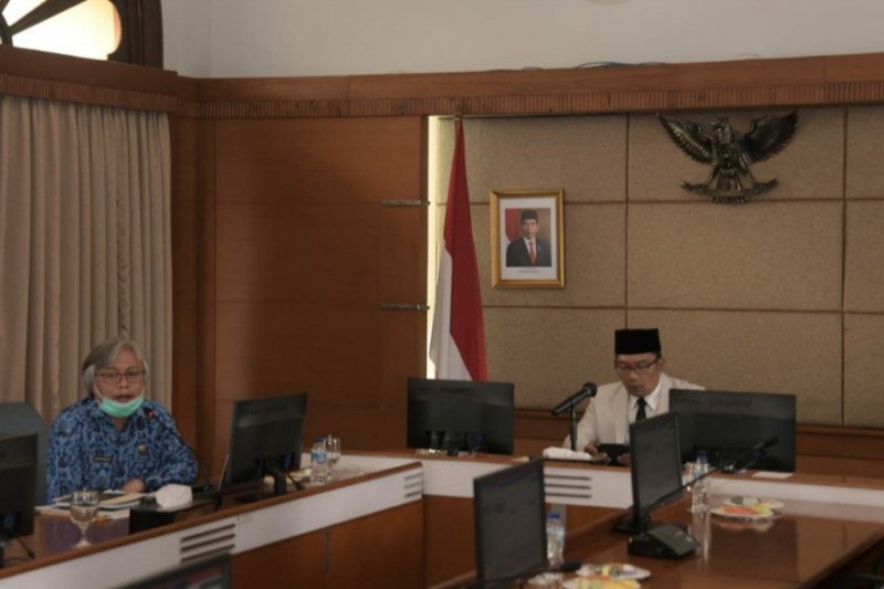 Ridwan Kamil usul impor beras ditunda jelang panen raya di Jabar