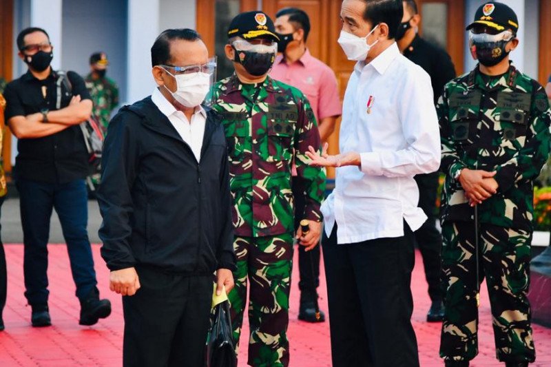 Presiden Jokowi ke Sulsel resmikan proyek infrastruktur dan tinjau vaksinasi