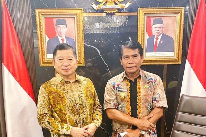 Gubernur Kaltara meminta percepatan pembangunan jalan di perbatasan