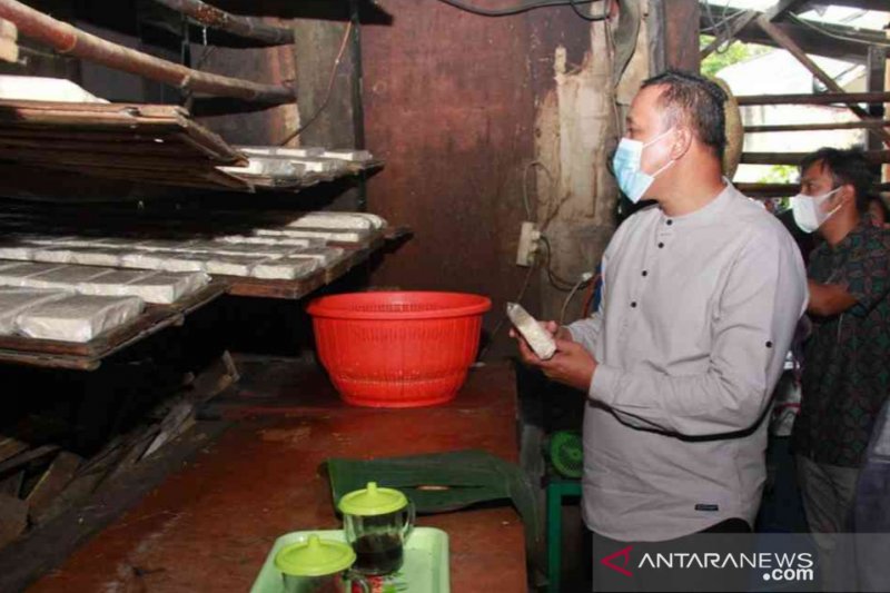 Pengrajin tempe di Bekasi didorong bentuk paguyuban koperasi