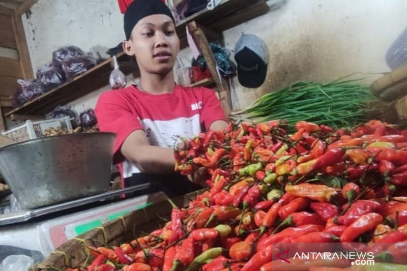 Bupati Cianjur minta dinas terkait antisipasi kenaikan harga kebutuhan pokok