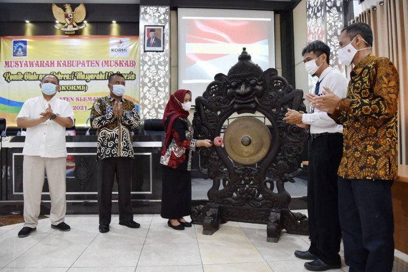 Bupati membuka Muskab Komite Olahraga Rekreasi Masyarakat Indonesia Sleman