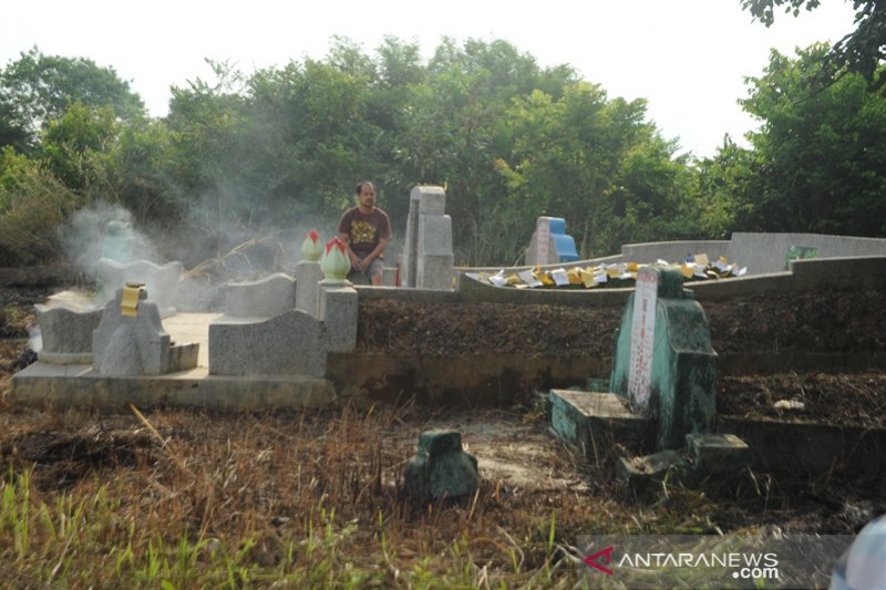 IMBAUAN SEMBAHYANG CENG BENG DI RUMAH