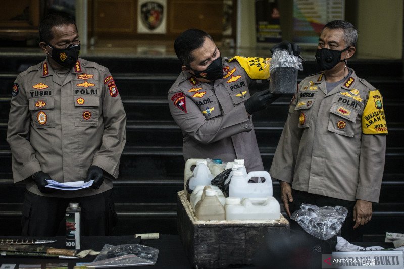 Polisi selidiki kaitan FPI dengan teroris di Condet dan Bekasi