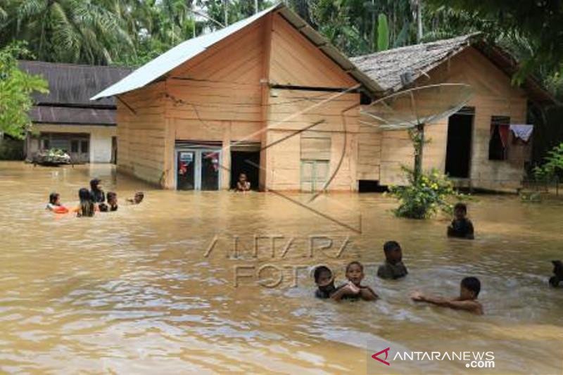 Banjir Akibat Tingginya Intensitas Hujan