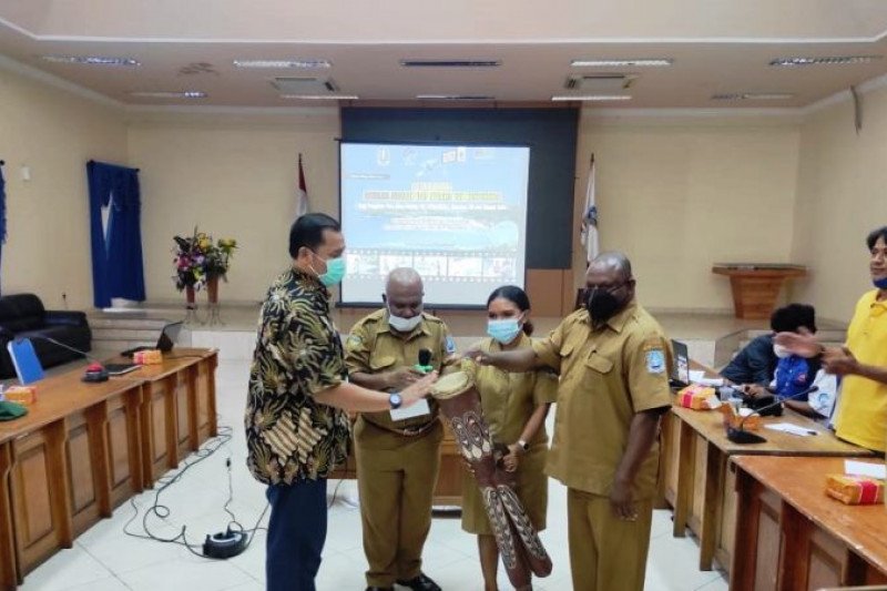 Kominfo Kabupaten Jayapura gelar pelatihan instalasi jaringan VSAT