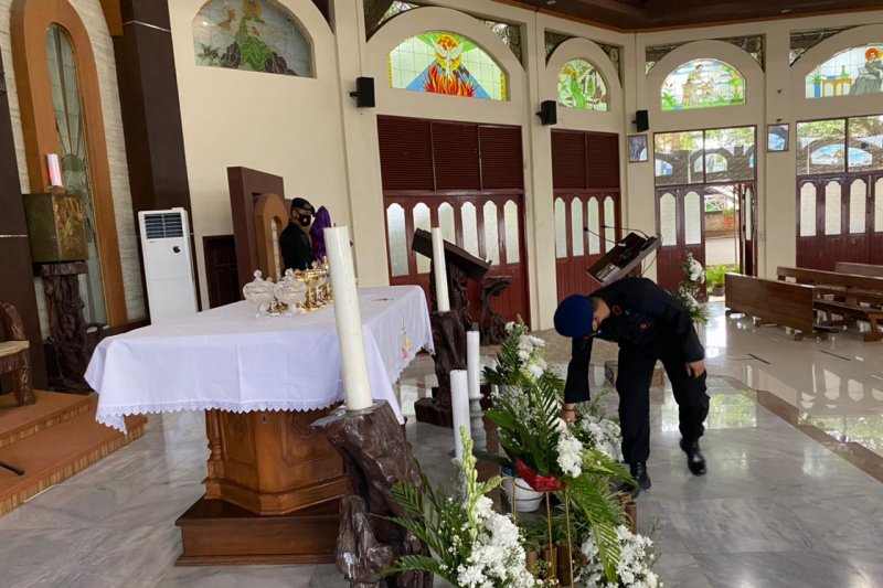 Gegana Brimob Lampung terjunkan unit penjinak bom amankan Jumat Agung dan Paskah