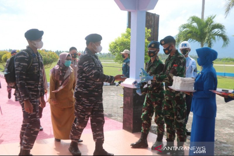 KASAL tiba di Natuna jelang peresmian KRI Alugoro - 405
