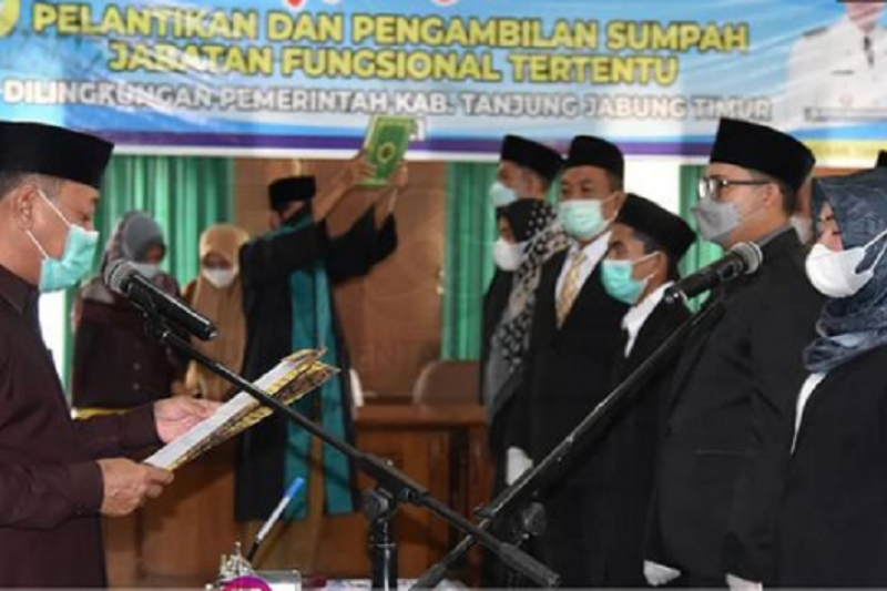 Sekda Tanjabtim Lantik Dan Ambil Sumpah Pejabat Fungsional Antara