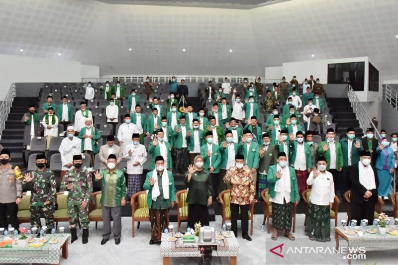 Pengurus PCNU Kabupaten Bogor periode 2020-2025 dikukuhkan di Cibinong