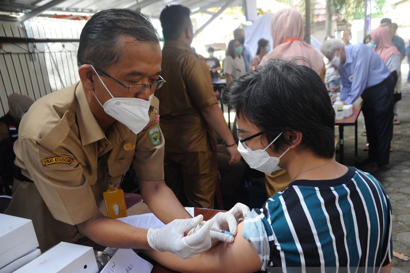 VAKSIN LINTAS AGAMA DI PALEMBANG