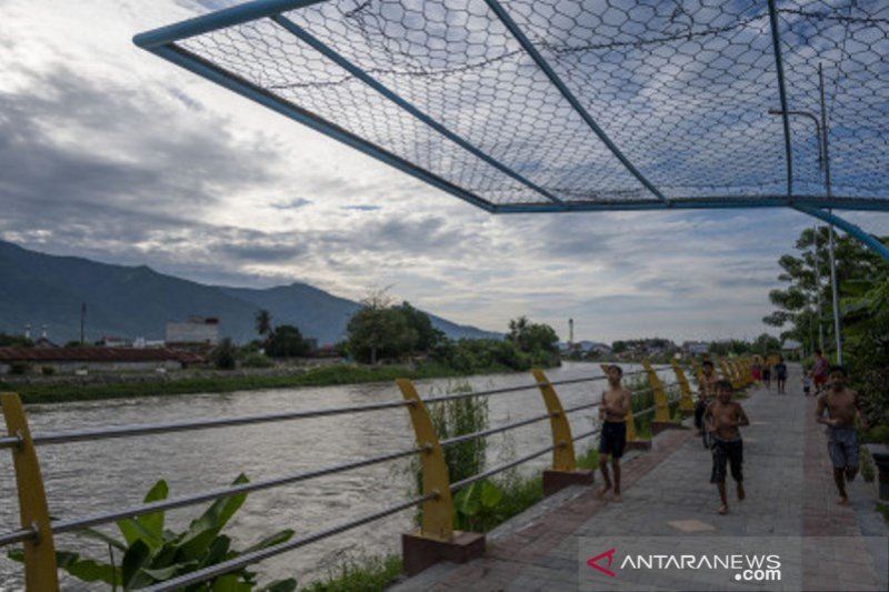 Penataan lingkungan bantaran sungai Palu