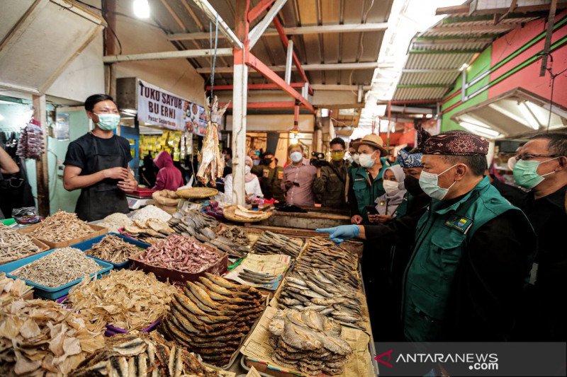 Pemkot Bandung antisipasi penimbunan pangan