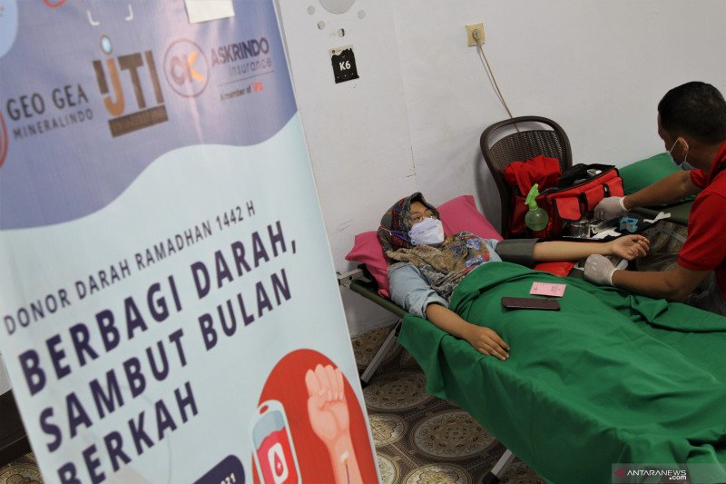 DONOR DARAH MENJELANG BULAN SUCI RAMADAN