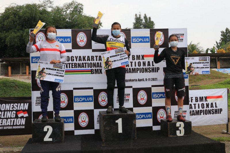 Pemenang seri II Kejuaraan BMX Internasional 2021 didominasi juara seri I