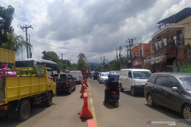 Polres Cianjur lakukan rekayasa lalu lintas antisipasi macet total